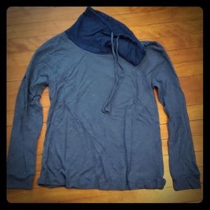 Nine Britton | Sloughy Neck